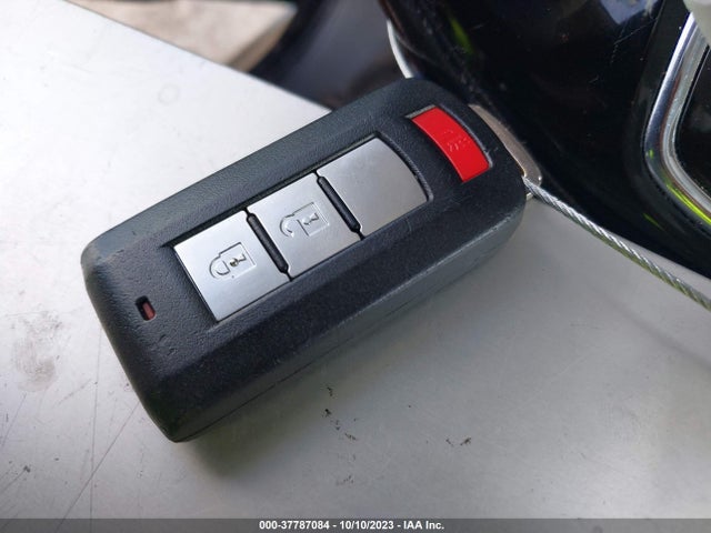 JA4AD3A37GZ020989 Mitsubishi Outlander Se/sel