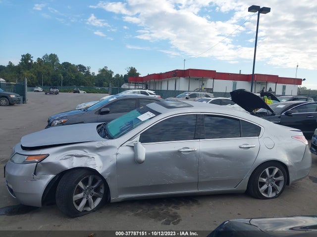 2013 ACURA TL VIN: 19UUA8F26DA009132