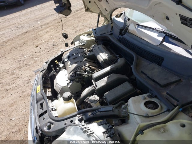 2013 MINI CLUBMAN WMWZF3C55DT490449 Photo 9