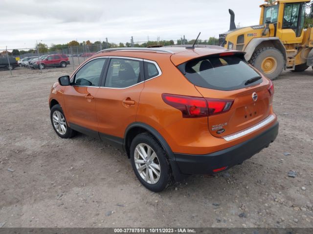 JN1BJ1CR4HW138092 Nissan Rogue Sport Sv