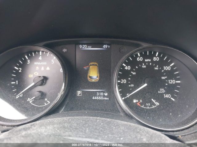 JN1BJ1CR4HW138092 Nissan Rogue Sport Sv