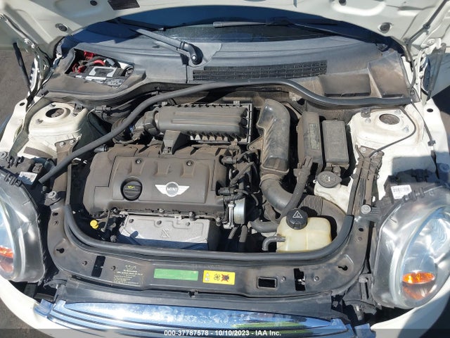 2010 MINI COOPER HARDTOP WMWMF3C55ATZ63529 Photo 9