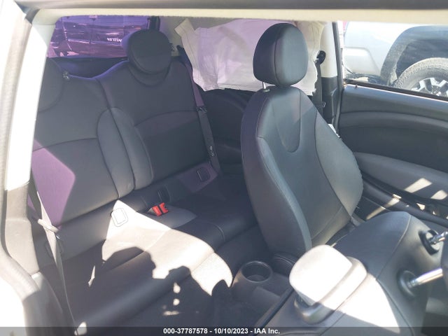 2010 MINI COOPER HARDTOP WMWMF3C55ATZ63529 Photo 7