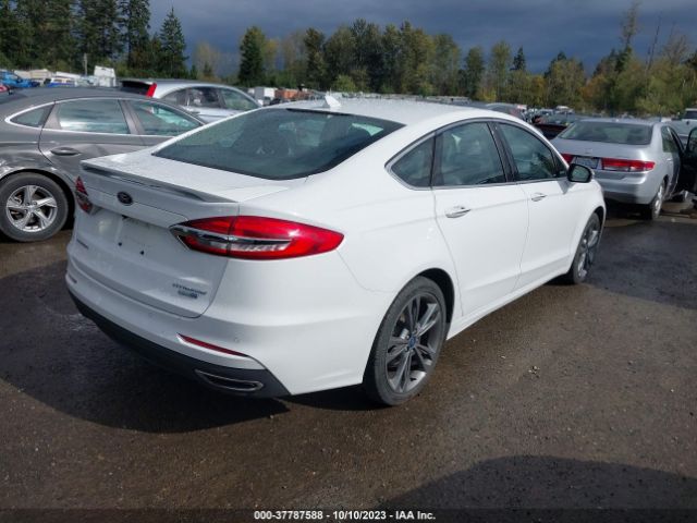 3FA6P0D94LR203417 Ford Fusion Titanium