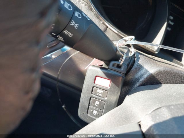 4T1BD1EB7HU058944 Toyota Avalon Hybrid Xle