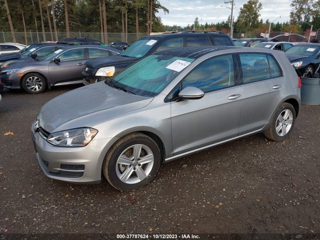 3VW217AU8HM073882 Volkswagen GOLF S