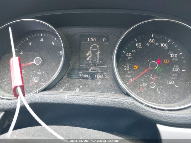 1VWAT7A32HC057997 Volkswagen Passat 1.8t S