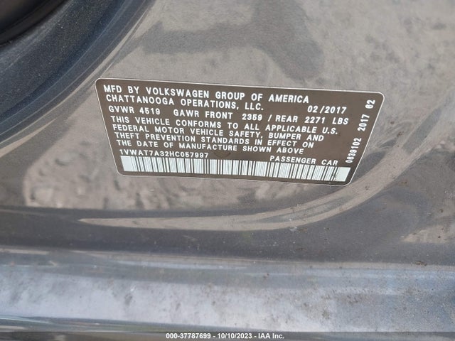 1VWAT7A32HC057997 Volkswagen Passat 1.8t S