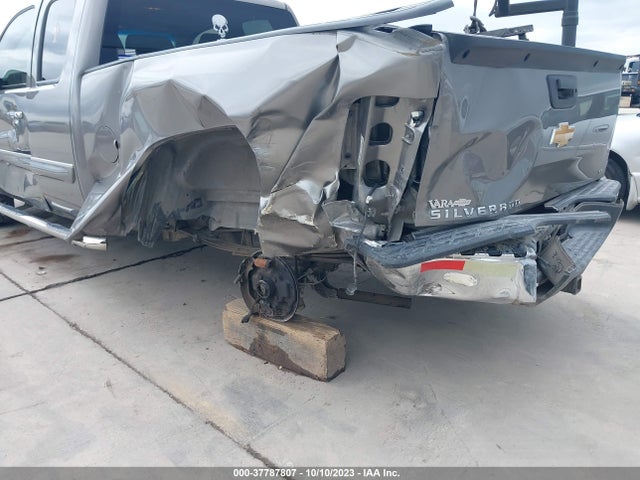 2013 CHEVROLET SILVERADO 1500 LT VIN: 1GCRCSE05DZ222022