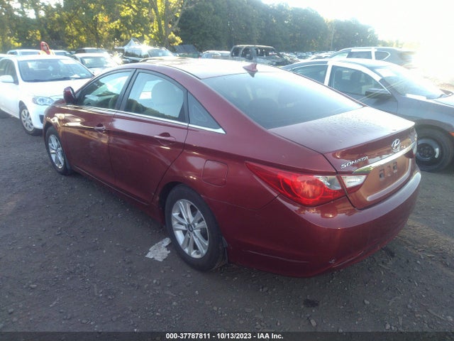 2013 HYUNDAI SONATA GLS VIN: 5NPEB4AC1DH687983