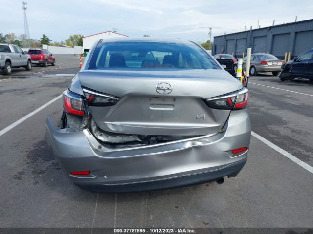 3MYDLBZVXGY109943 Scion IA