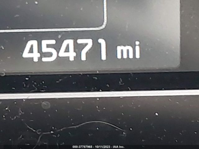 KNDCB3LC7H5097839 KIA NIRO LX