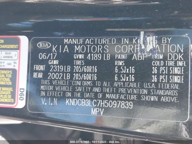 KNDCB3LC7H5097839 KIA NIRO LX