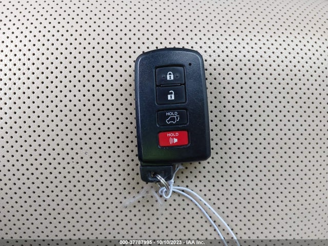 Toyota Highlander Limited 2017 5TDDZRFH5HS436148 Image 11