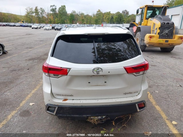 Toyota Highlander Limited 2017 5TDDZRFH5HS436148 Image 16