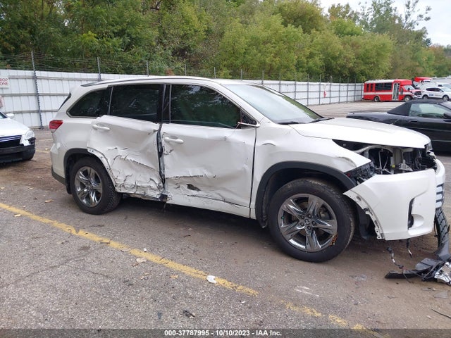 Toyota Highlander Limited 2017 5TDDZRFH5HS436148 Image 6