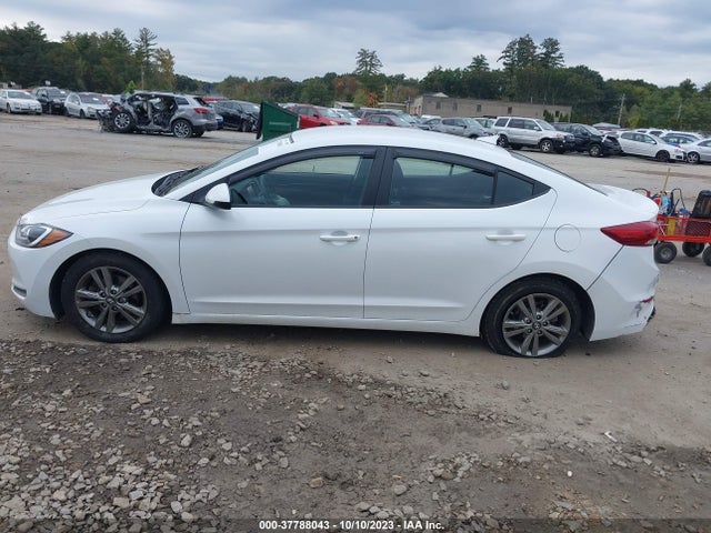 2018 HYUNDAI ELANTRA SEL VIN: 5NPD84LF0JH366532