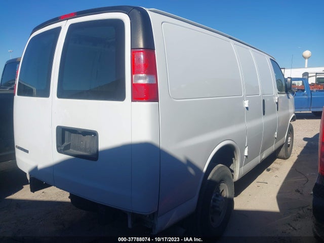 Chevrolet EXPRESS CARGO VAN 2021 1GCWGAFP3M1243818 Image 4