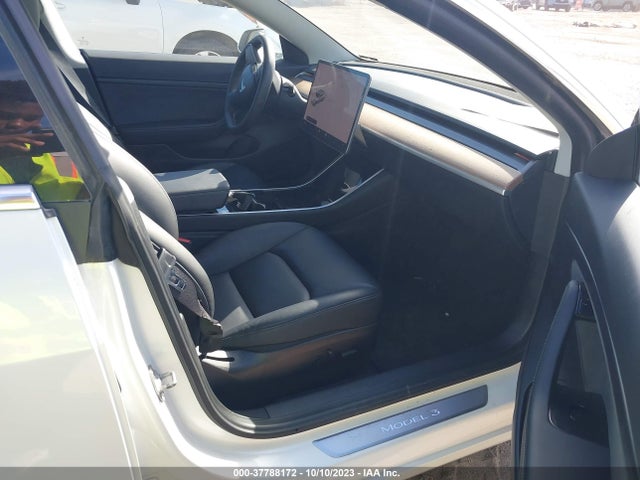 Tesla Model 3 Standard Range 2020 5YJ3E1EAXLF476686 Image 5