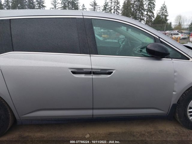5FNRL5H28GB160835 Honda ODYSSEY LX