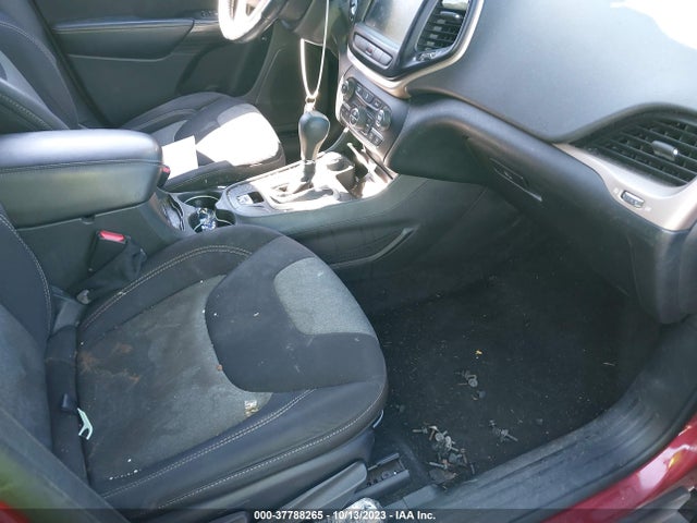 1C4PJMCS4EW164226 Jeep Cherokee Latitude