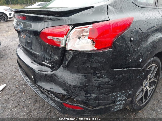 Ford FOCUS SE 2016 1FADP3F21GL350212 Image 5