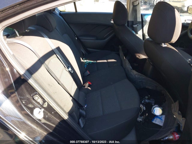 KIA FORTE LX 2018 3KPFK4A79JE275608 Image 8