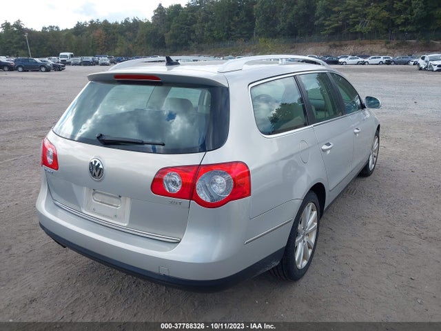 2010 VOLKSWAGEN PASSAT WAGON KOMFORT VIN: WVWXM9AN9AE081831