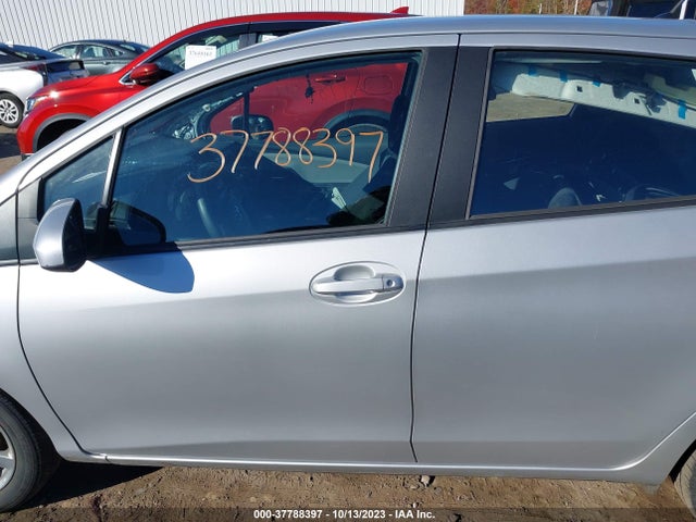 Toyota Yaris L/se/le 2015 VNKKTUD37FA019263 Image 14