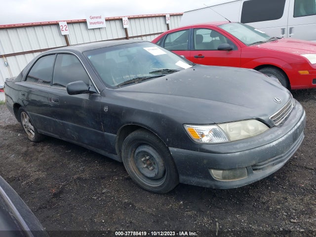 2001 LEXUS ES 300 VIN: JT8BF28G510320838