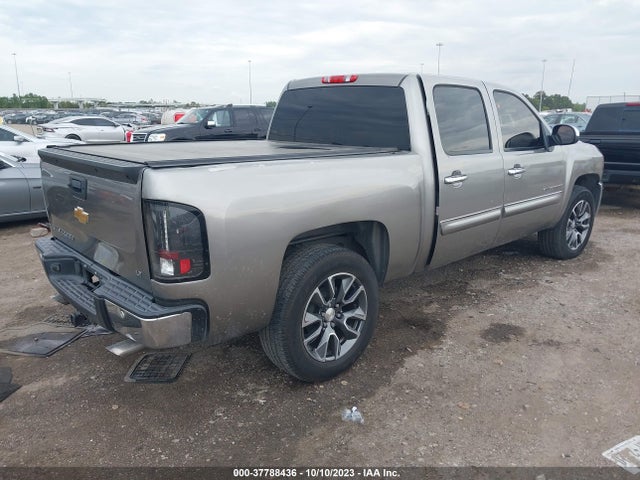 2013 CHEVROLET SILVERADO 1500 LT VIN: 3GCPCSE06DG171797