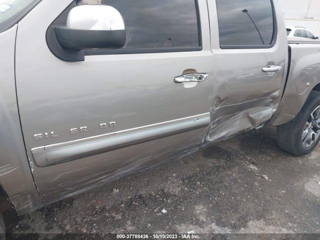 2013 CHEVROLET SILVERADO 1500 LT VIN: 3GCPCSE06DG171797