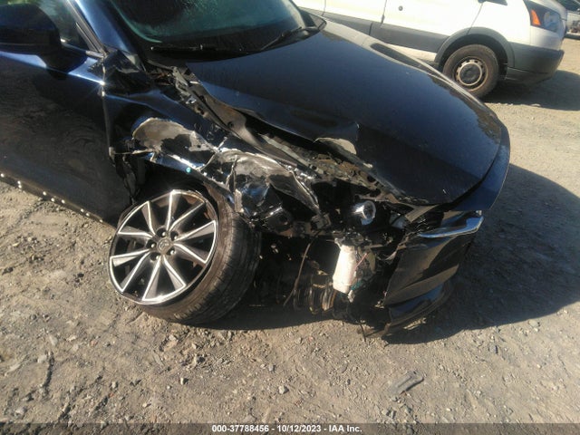 2018 MAZDA CX-5 TOURING VIN: JM3KFBCM6J0429928