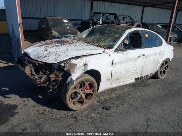 ZARFAECN9H7554075 Alfa Romeo Giulia Ti Rwd