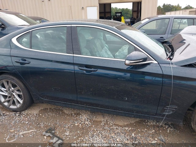 Genesis G70 2.0T 2022 KMTG34TA5NU087011 Image 13