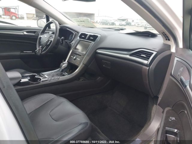 3FA6P0SU4GR140963 Ford Fusion Energi Titanium