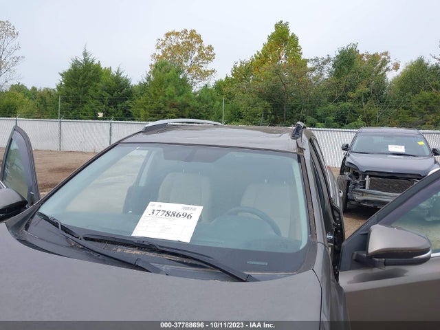 2014 TOYOTA RAV4 XLE VIN: 2T3RFREV3EW136804