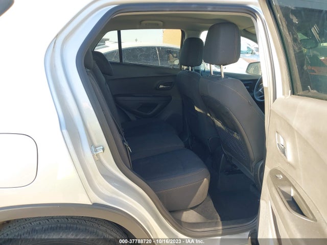 Chevrolet TRAX LS 2019 3GNCJKSB6KL286938 Image 8