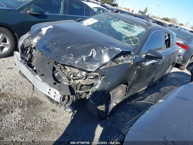 JTHKD5BH0F2217587 Lexus Ct 200h Hybrid
