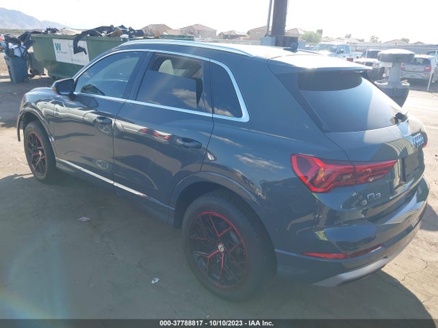 WA1AUCF36M1145694 Audi Q3 PREMIUM