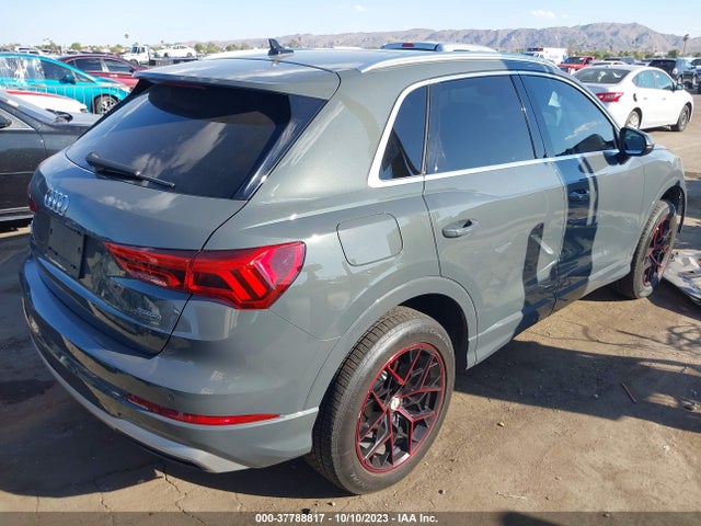 WA1AUCF36M1145694 Audi Q3 PREMIUM