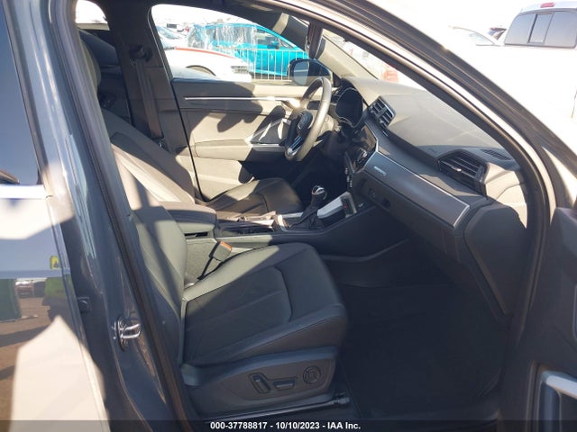 WA1AUCF36M1145694 Audi Q3 PREMIUM