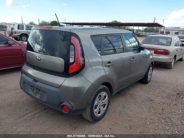 KIA Soul Base 2015 KNDJN2A28F7130416 Image 4