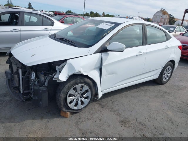 Hyundai ACCENT SE 2016 KMHCT4AE2GU122931 Image 2