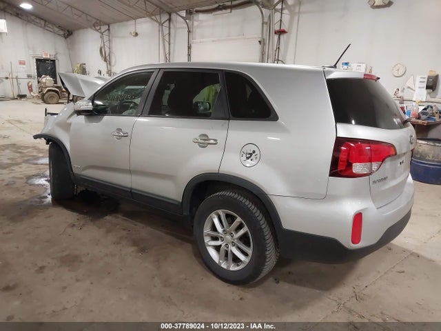 KIA SORENTO LX 2014 5XYKTCA62EG459052 Image 3