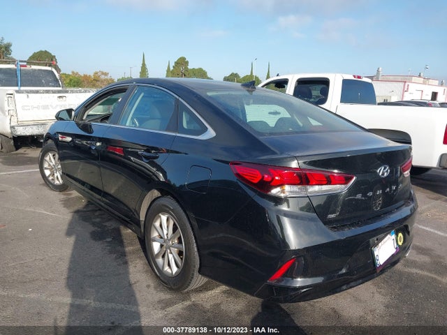 Hyundai SONATA SE 2018 5NPE24AF9JH726096 Image 3