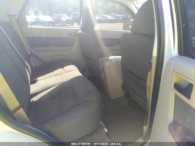 2009 FORD ESCAPE XLT VIN: 1FMCU03709KA84649