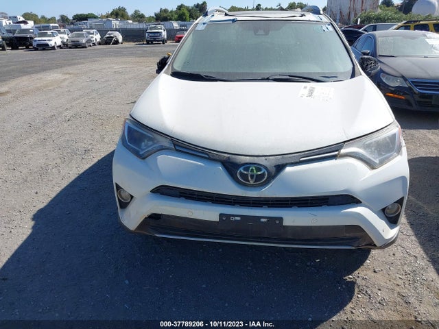 Toyota Rav4 Xle 2017 JTMWFREV6HJ101311 Image 11