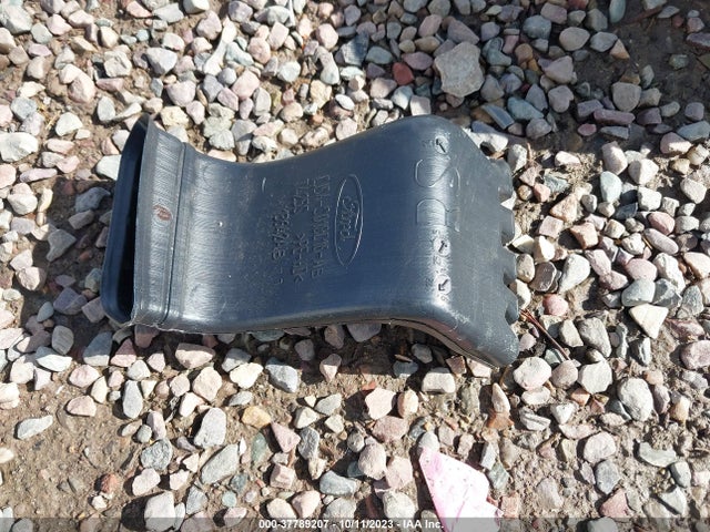1FMCU0J95GUB31132 Ford Escape Titanium