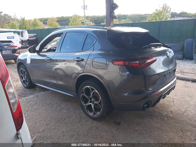 ZASPAKBN3N7D37817 Alfa Romeo Stelvio Veloce